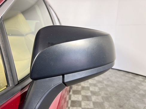 Used 2021 Toyota RAV4 LE image 13