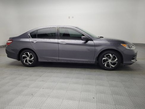 Used 2017 Honda Accord LX image 11