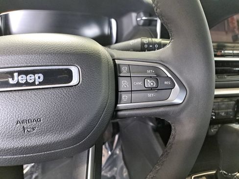 Certified 2023 Jeep Compass High Altitude AWD/4WD image 18