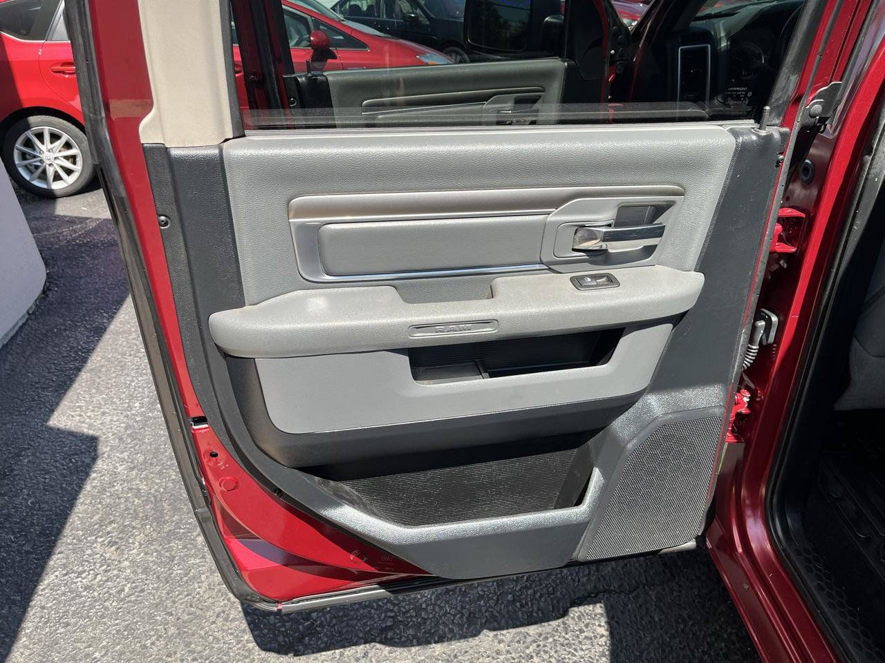 Used 2015 RAM 1500 Outdoorsman AWD/4WD image 28