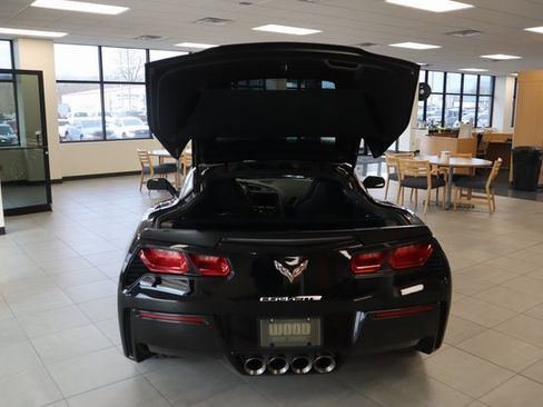 Used 2019 Chevrolet Corvette Stingray Z51 image 19