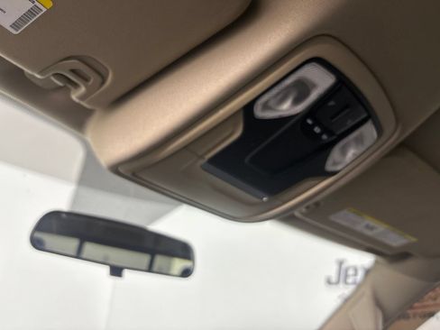 Used 2019 RAM 1500 Big Horn AWD/4WD image 22