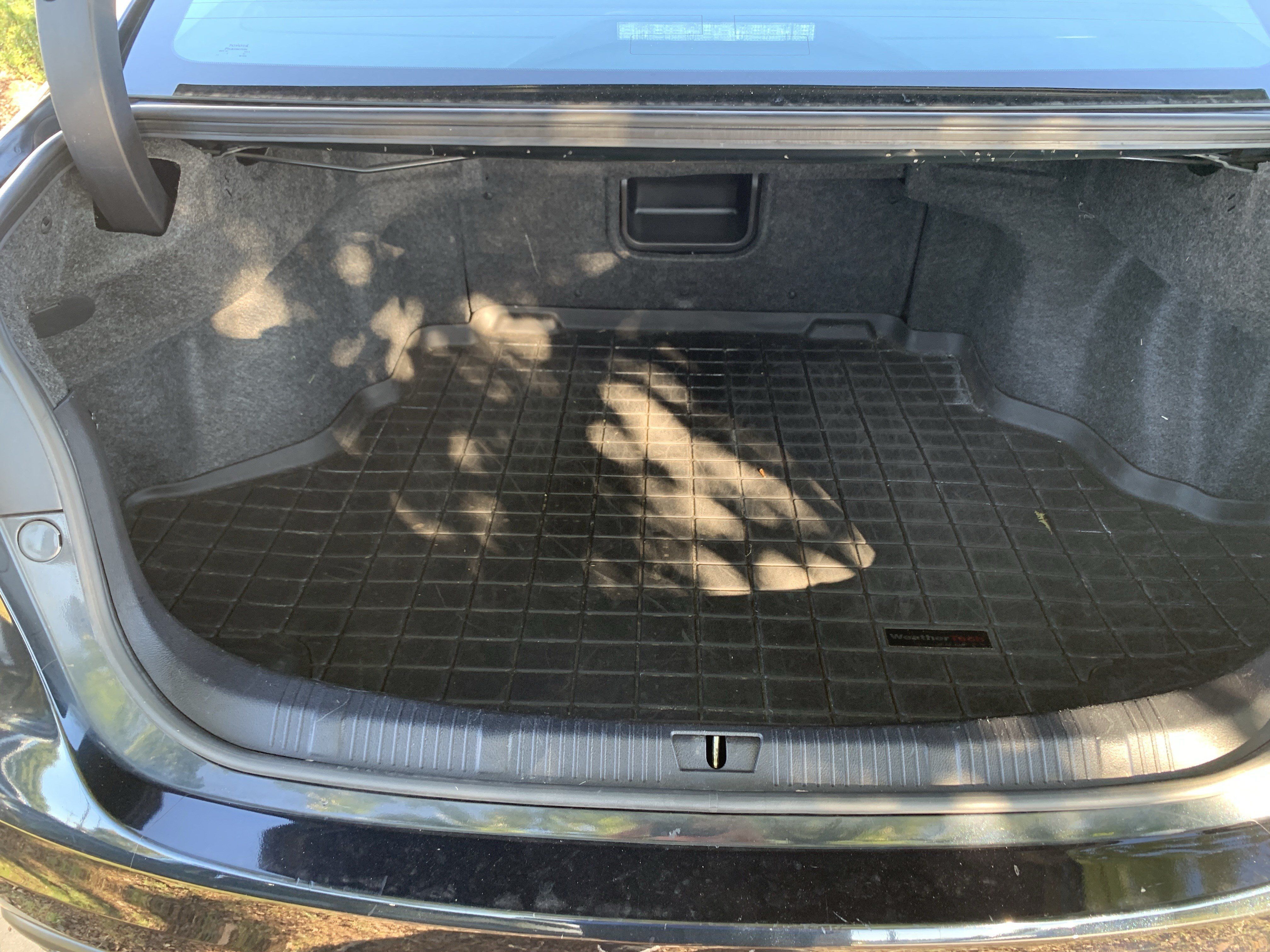 Used 2016 Toyota Avalon Limited w/ Toyota Safety Sense Package FWD image 34