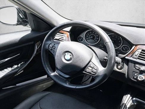 Used 2015 BMW 320i xDrive Sedan AWD/4WD image 24