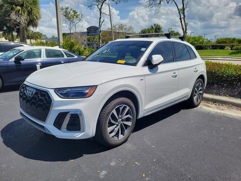Used 2023 Audi Q5 2.0T Premium Plus w/ Premium Plus Package image 2