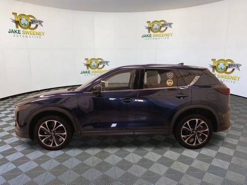 Used 2023 MAZDA CX-5 AWD 2.5 S w/ Premium Plus Pkg image 6