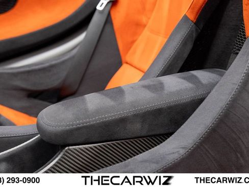 Used 2020 McLaren 600LT Spider RWD image 65
