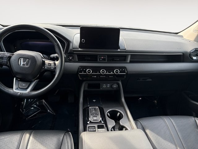 Used 2025 Honda Pilot Elite image 10