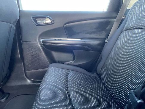 Used 2014 Dodge Journey American Value Package w/ Flexible Seating Group image 16