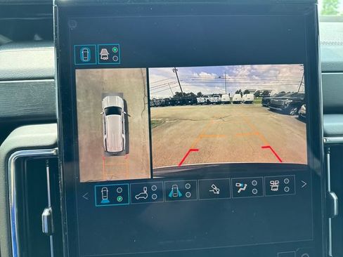 New 2026 GMC Yukon XL Denali w/ Denali Reserve Package AWD/4WD image 23