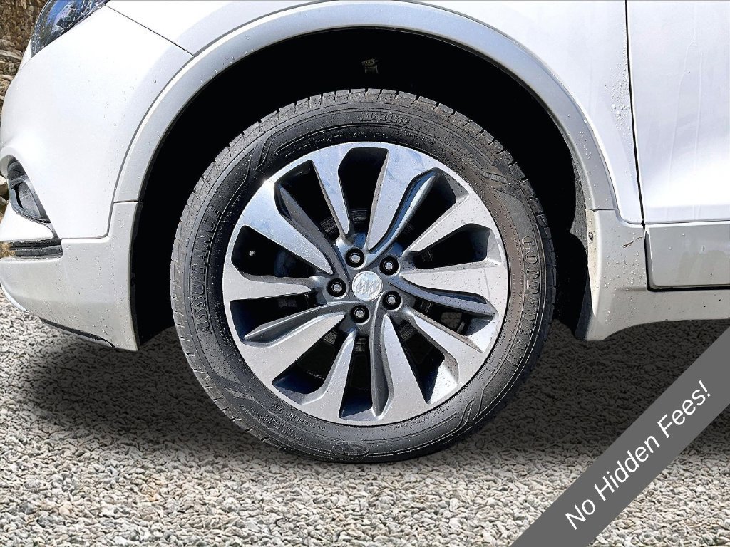 Used 2019 Buick Encore Essence AWD/4WD image 8
