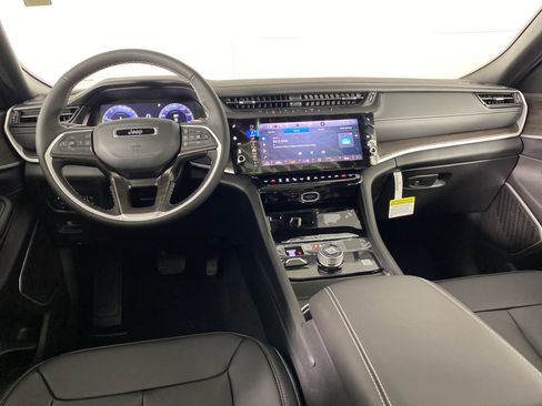 New 2026 Jeep Grand Cherokee Limited image 50