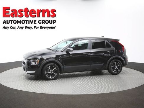 Used 2025 Kia Niro LX FWD image 45