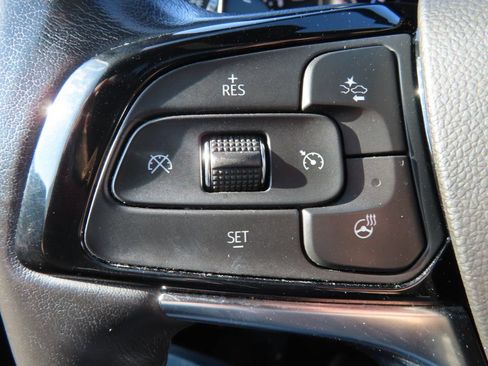 Used 2023 Buick Enclave Avenir w/ Trailering Package, 5000 lbs. AWD/4WD image 16