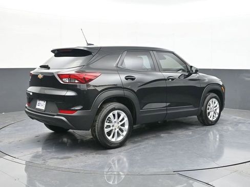 New 2026 Chevrolet TrailBlazer LS w/ LS Convenience Package FWD image 15