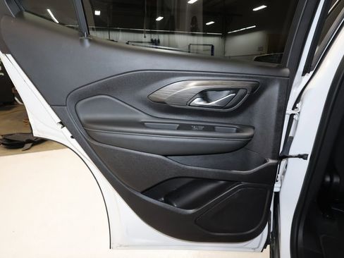 Certified 2024 GMC Terrain SLE image 20