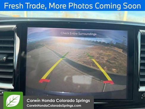 Used 2021 Chrysler Pacifica Touring-L image 13