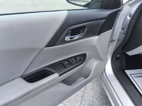 Used 2014 Honda Accord LX image 15