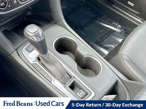 Used 2019 Chevrolet Equinox Premier image 18