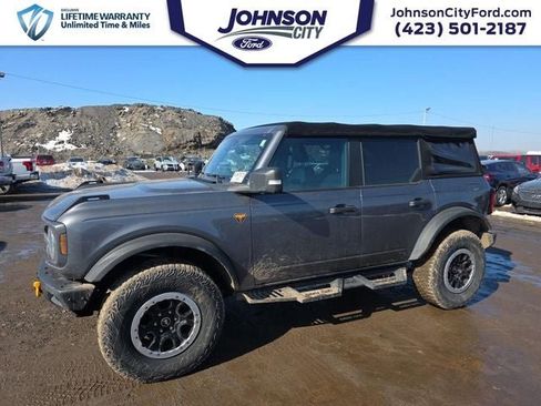 Used 2021 Ford Bronco Badlands image 1