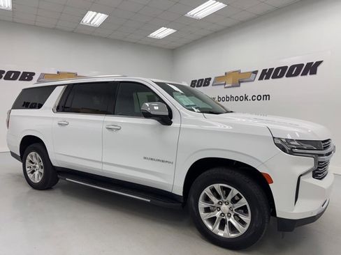 Used 2024 Chevrolet Suburban Premier image 3