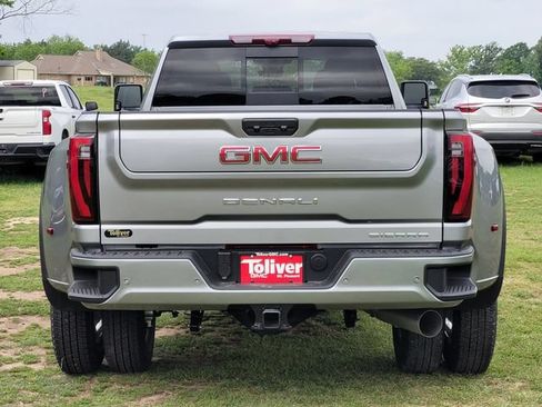 New 2026 GMC Sierra 3500 Denali w/ Denali Reserve Package AWD/4WD image 6