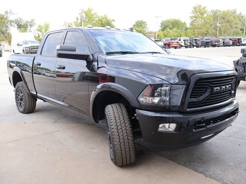 Used 2018 RAM 2500 Big Horn w/ Sport Appearance Group AWD/4WD image 9