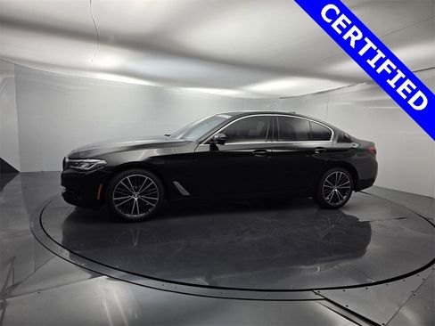 Certified 2022 BMW 530i w/ Convenience Package image 6