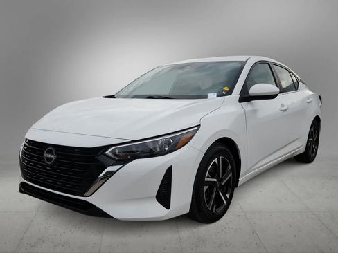 Used 2024 Nissan Sentra SV image 1
