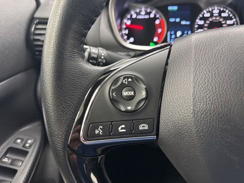 Used 2024 Mitsubishi Eclipse Cross image 12