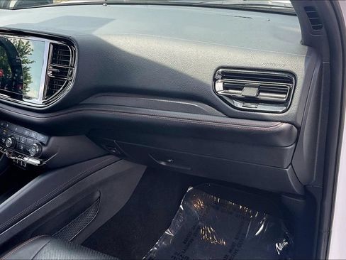 Used 2023 Dodge Durango GT AWD/4WD image 15