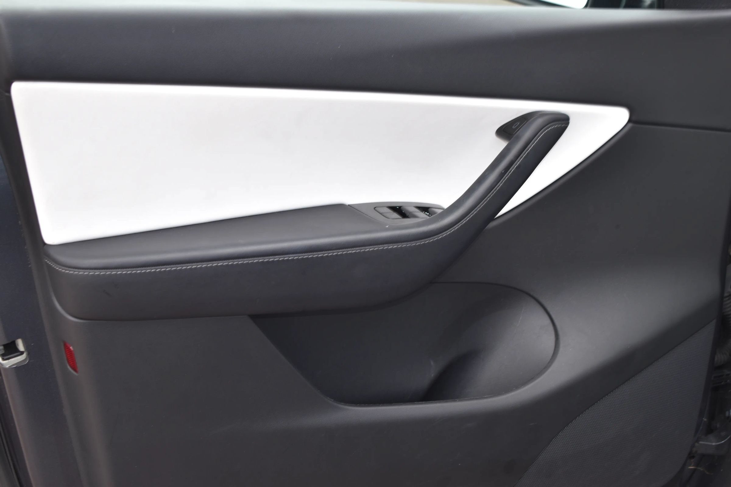 Used 2024 Tesla Model Y Performance AWD/4WD image 14