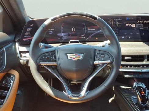 Used 2025 Cadillac CT5 V w/ Platinum Package AWD/4WD image 19