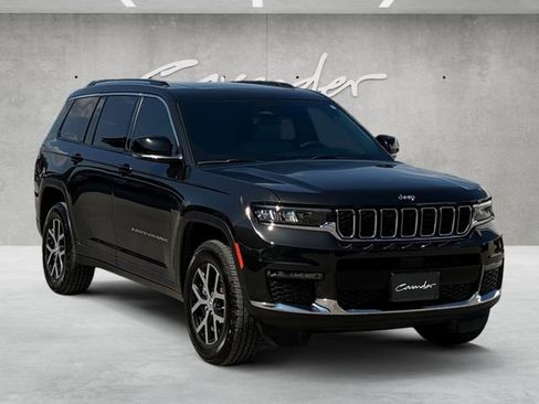 Used 2023 Jeep Grand Cherokee L Limited AWD/4WD image 2