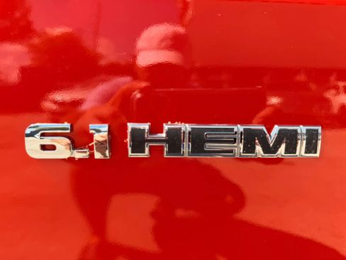 Used 2008 Dodge Challenger SRT8 RWD image 11