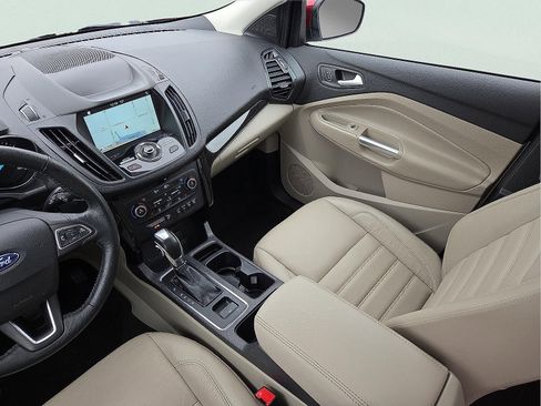 Used 2019 Ford Escape Titanium image 12