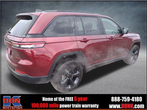 New 2025 Jeep Grand Cherokee Altitude image 8