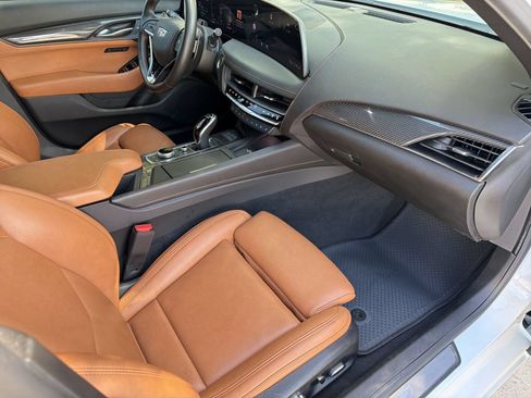 Used 2025 Cadillac CT5 Premium Luxury w/ Platinum Package RWD image 31