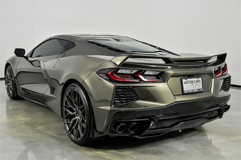 Used 2021 Chevrolet Corvette Stingray Preferred Cpe w/ Z51 Performance Package RWD image 7