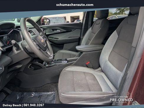 Used 2022 Chevrolet TrailBlazer LT FWD image 10