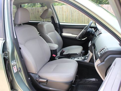 Used 2017 Subaru Forester 2.5i Limited AWD/4WD image 40