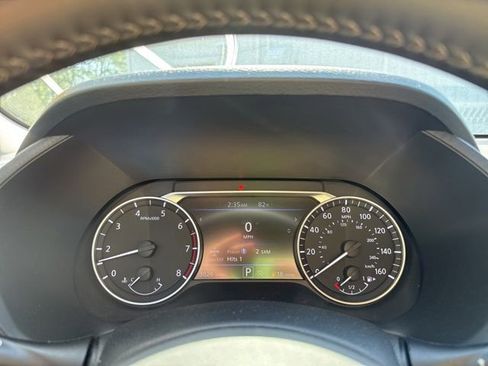Used 2025 Nissan Sentra SV w/ All-Weather Package FWD image 3