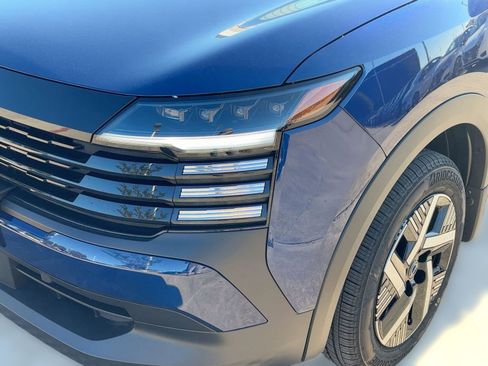 New 2026 Nissan Kicks SV image 11