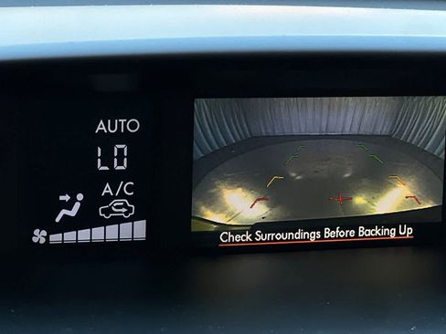 Used 2014 Subaru Crosstrek Touring AWD/4WD image 21