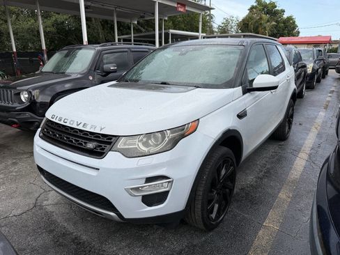 Used 2016 Land Rover Discovery Sport HSE Luxury image 2