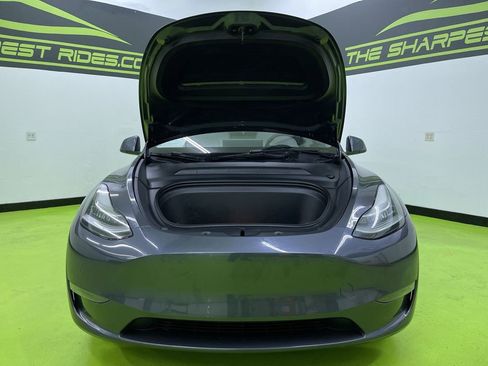 Used 2021 Tesla Model Y Long Range image 4