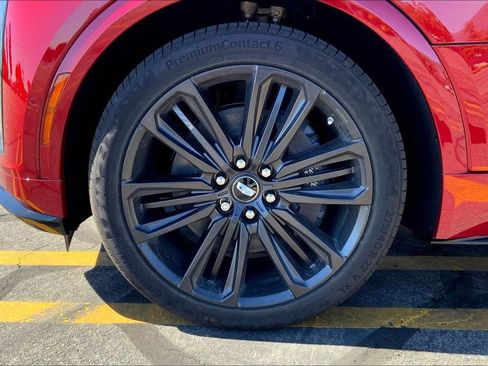 New 2026 Cadillac Lyriq V image 13