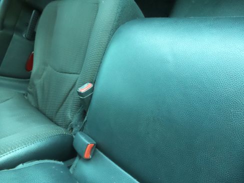 Used 2004 Dodge Ram 1500 Truck ST image 15