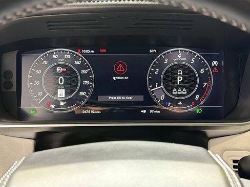 Used 2022 Land Rover Range Rover Sport SVR image 14