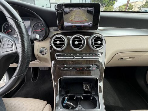 Used 2016 Mercedes-Benz GLC 300 image 15